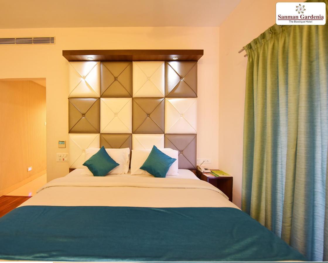 Hotel Sanman Gardenia Bangalore Eksteriør bilde