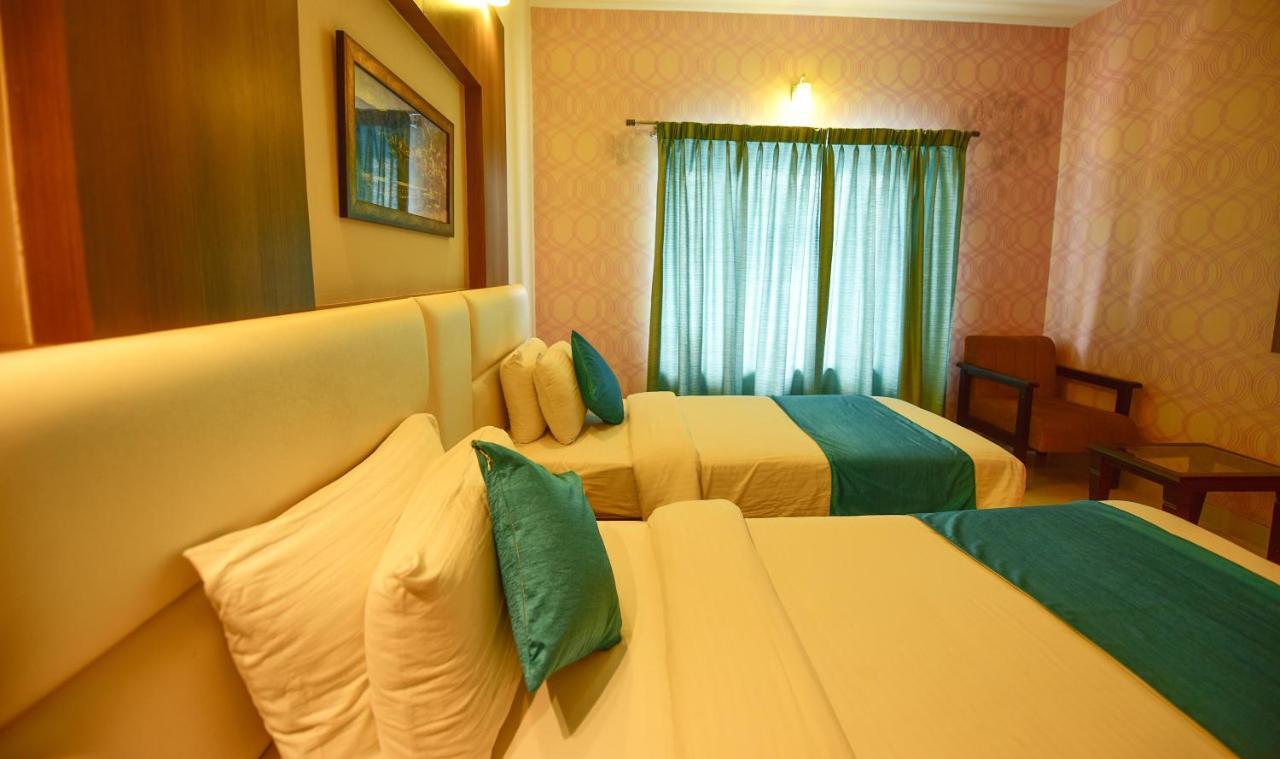 Hotel Sanman Gardenia Bangalore Eksteriør bilde